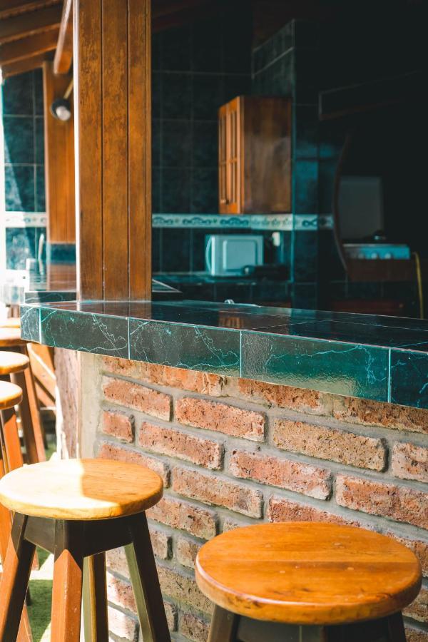 Hotel Manta Beach Madrigal エクステリア 写真