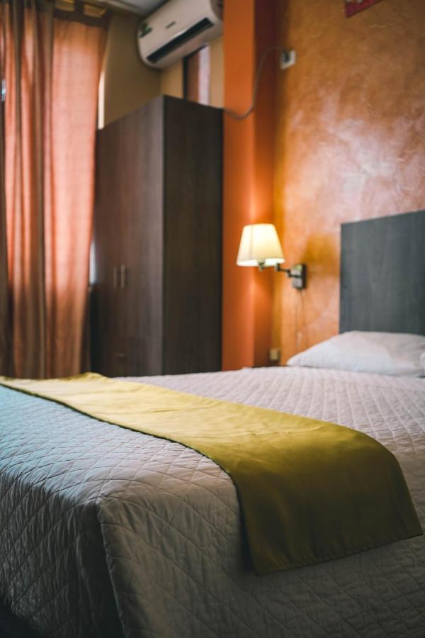 Hotel Manta Beach Madrigal エクステリア 写真