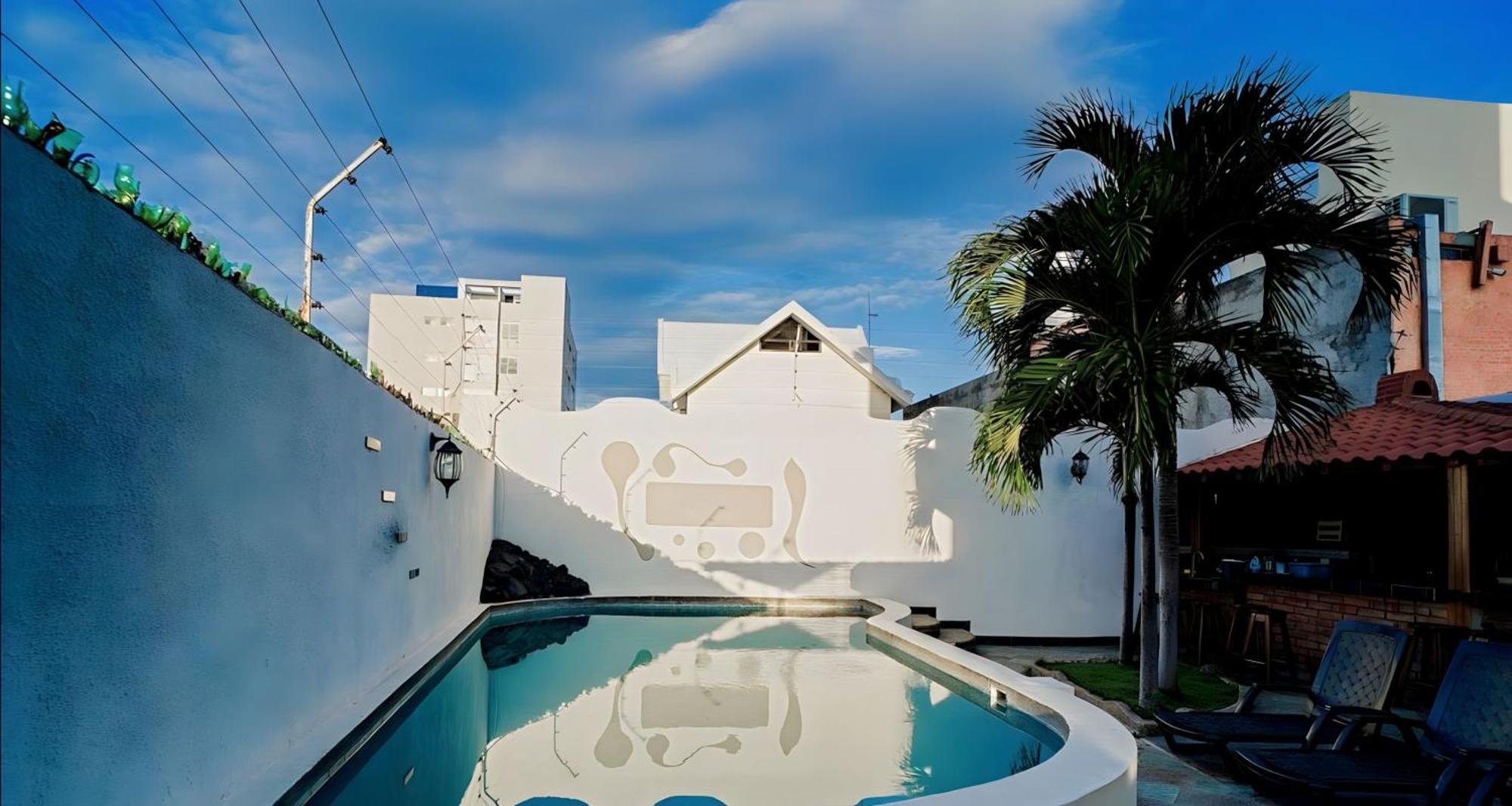 Hotel Manta Beach Madrigal エクステリア 写真