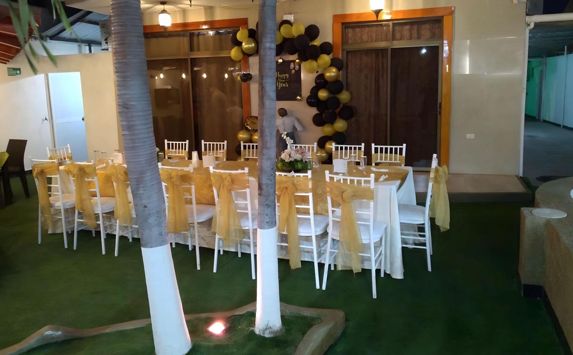 Hotel Manta Beach Madrigal エクステリア 写真
